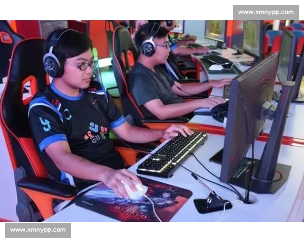 电竞校园赛激战正酣 学生们在虚拟世界中展现无限风采与竞技实力 电竞校园赛激战正酣 学生们在虚拟世界中展现无限风采与竞技实力