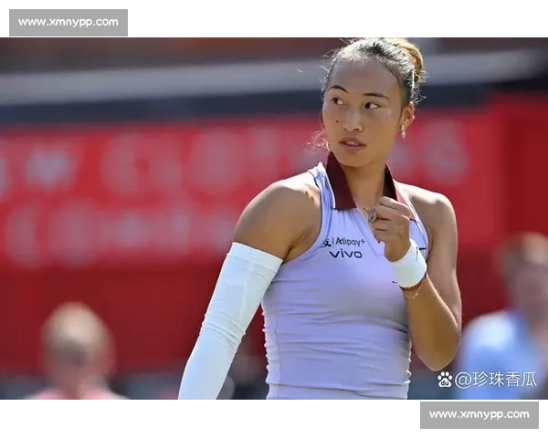 郑钦文鏖战温网!两升水饮尽追平,对手疑似爆粗引争议 郑钦文鏖战温网!两升水饮尽追平,对手疑似爆粗引争议