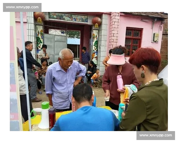 图赫尔更衣室暖心一幕：欧青赛夺冠后拥抱每位球员彰显领袖魅力